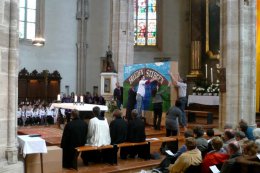 Evangelischer Familiengottesdienst in St. Othmar  Kunst im Karner