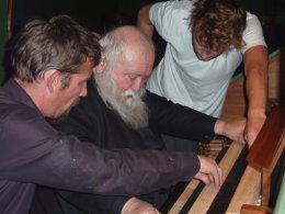 AUFERSTEHUNG - Dionysos oder Christus ? Hermann Nitsch improvisiert an der Walcker-Orgel in St. Othmar © Kunst im Karner