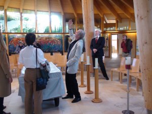 Heilige Rume? - Moderne Sakralbauten / Exkursion Friedhofskapelle in Brunn am Gebirge  Kunst im Karner