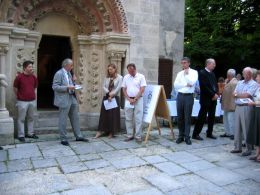 Hubert Rinner spricht für den Rotary Club Mödling @ Kunst im Karner - St. Othmar