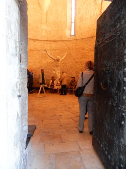 Vernissage "balance.AKT" - Rauminstallation von Michael Kos © Kunst im Karner - St, Othmar